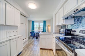 Royal Suite | Private kitchen - Whitehall Cottages (Whitehall)