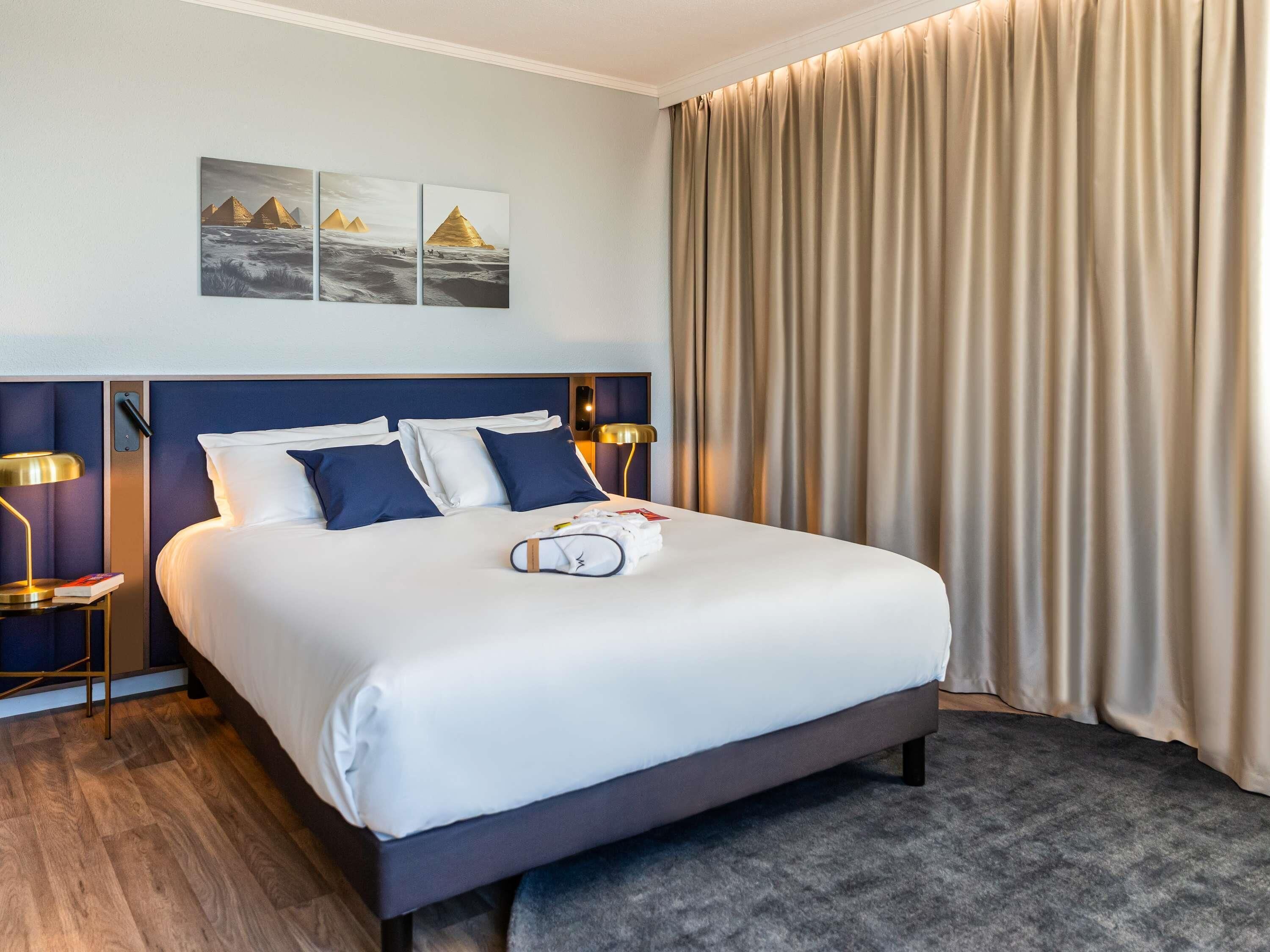 Privilege, Family Suite