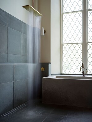 Rainfall showerhead, towels, soap, shampoo