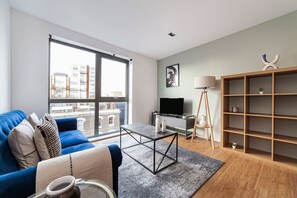 Smart TV - Charming Apartment in Haggerston (London)