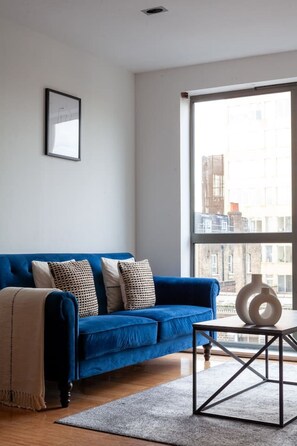 Smart TV - Charming Apartment in Haggerston (London)