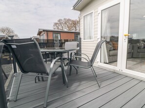 Terrace/patio - Lodge 7 - Seabreeze Retreat (Bridlington)