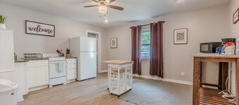 Spacious Stay in Oak Cliff
