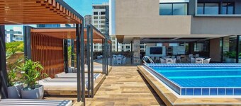 Spectacular + cozy brand new apartment!