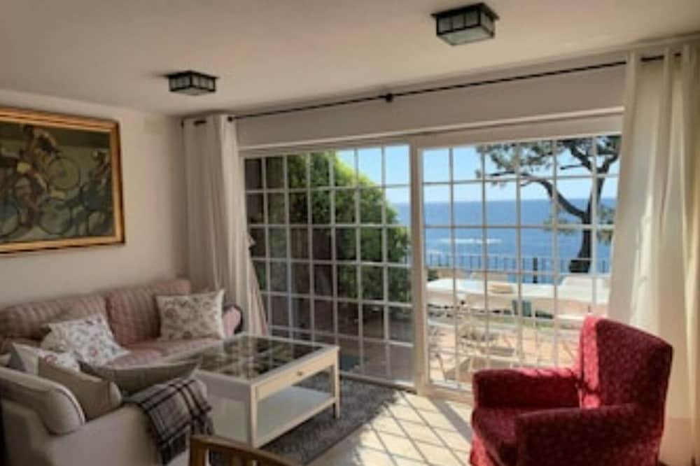 Preciosa Casa en Primera Línea Frente a Islas Cíes