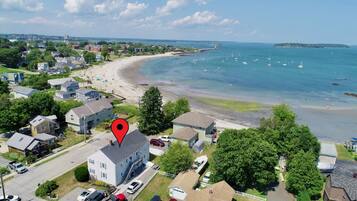 Am Strand, Liegestühle, Strandtücher