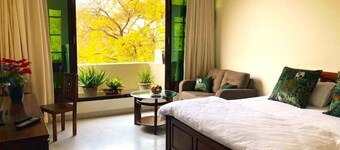 Hauz Khas Retreat S3