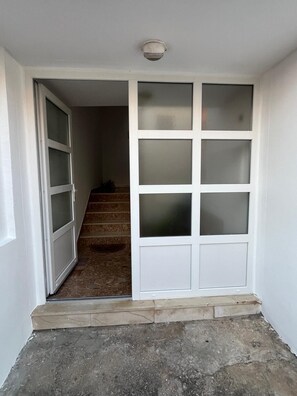 Property entrance - Apartment with balcony Nike (Dubrovnik)