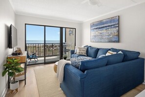 Smart TV - Oceanfront 2 Bed/2 Bath-Sleeps 8 (Ocean City)