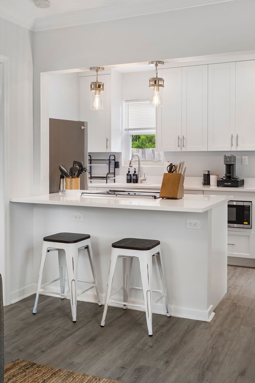 Pet Friendly Apartment Near The Beach