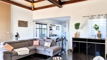 スマートテレビ