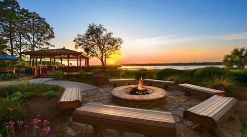 Marriott's Harbour Point AND Sunset Pointe AT Shelter Cove