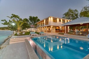 Pool - Villa Mare - Ocean Front (Punta Rucia)