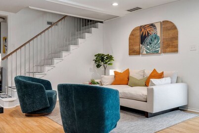 Luxe 5BR -Pool/Firepit/Mini Golf near State Fair