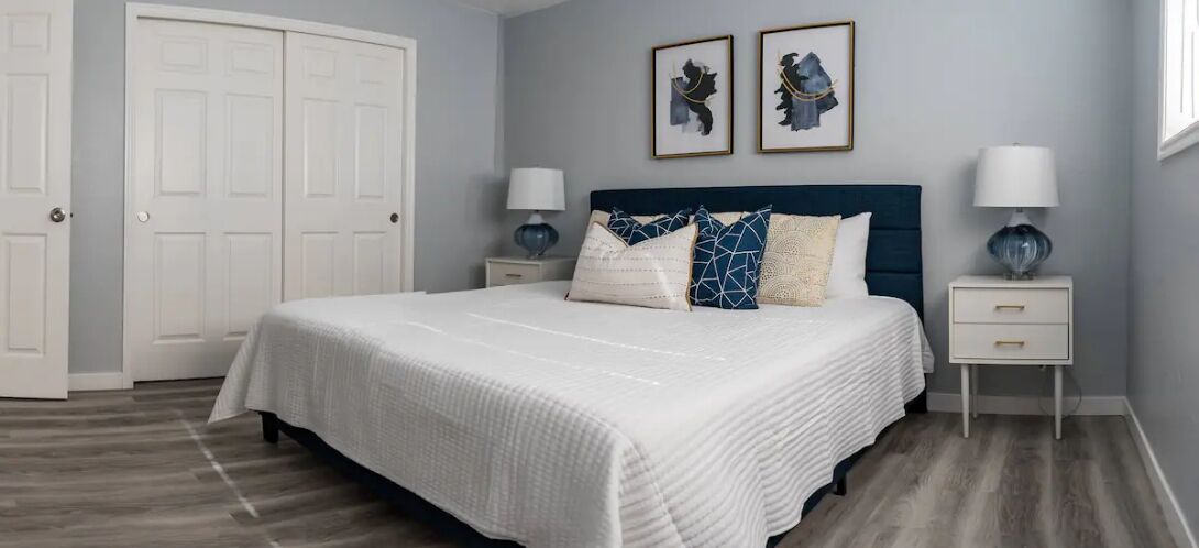 Beautiful Midvale Oasis /cozy n' Sleek gem / W&D