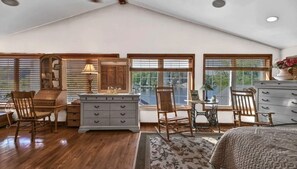 5 多间卧室、熨斗/熨衣板、WiFi、床单