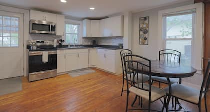101 Park D · Lovely 2 bedroom 2 bath apartment