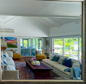 Smart TV, DVD player, ping pong, books