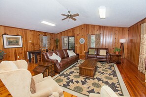 Smart TV, DVD player