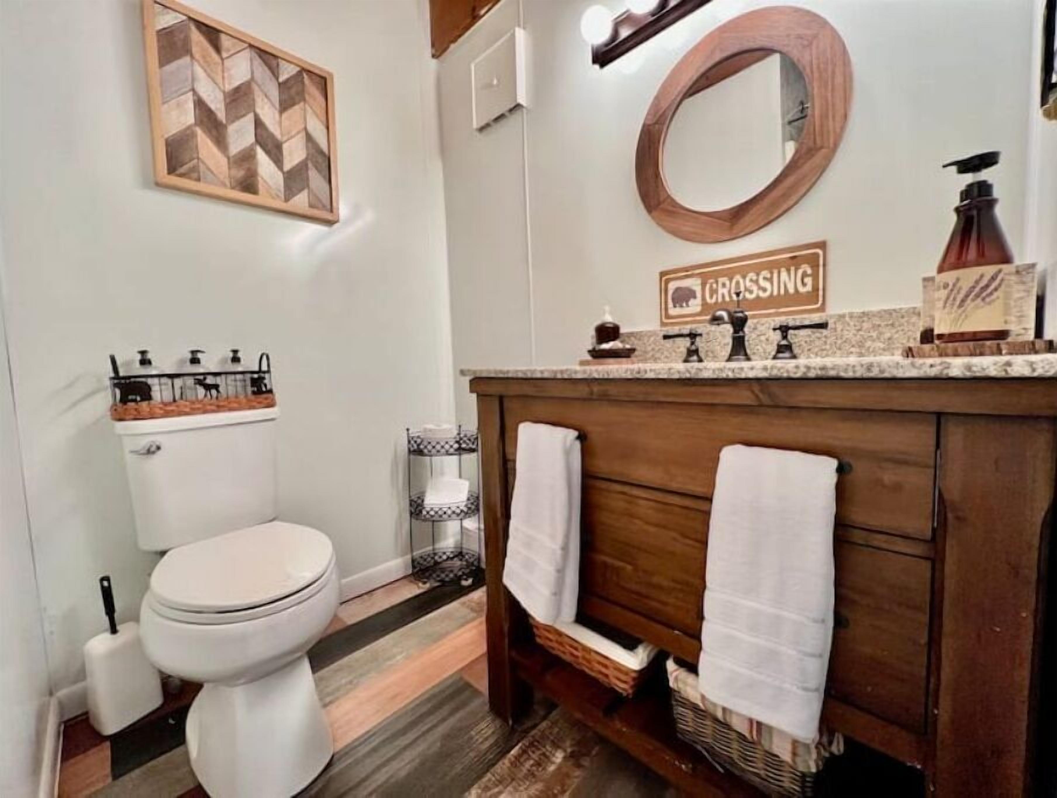 HooDoo Loft - convenient & comphy condo in Davis