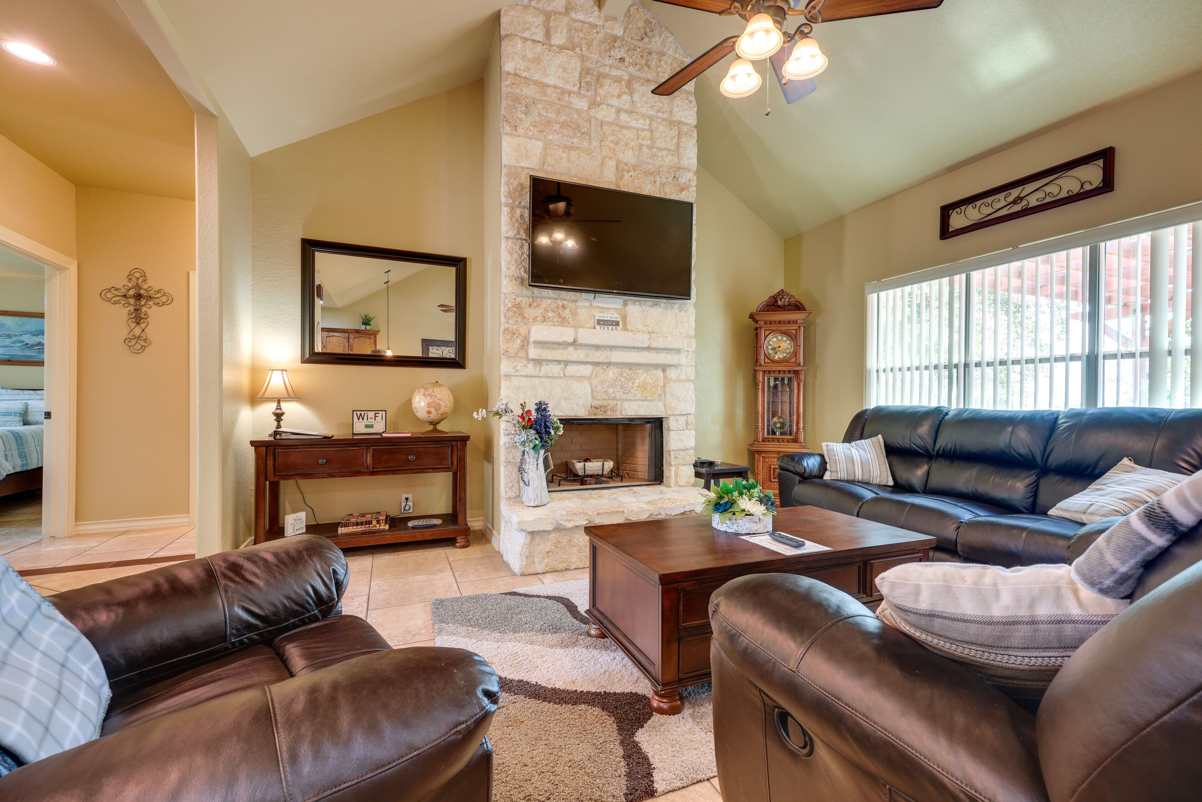 'Lodge at Rocky Creek' w/ Private Hot Tub & Yard!