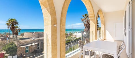 Appartement | Vue sur la plage/l’océan