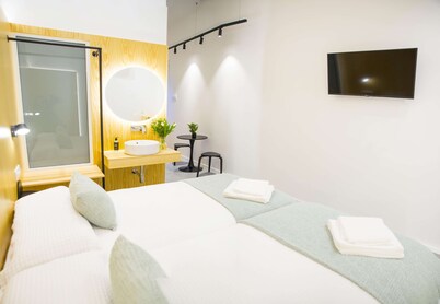 Kalidas Hostel Suites