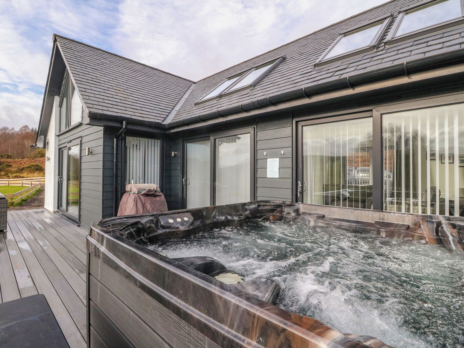 Casa de campo | Tina de hidromasaje al aire libre