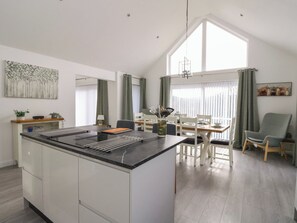 Cottage | Interior - Eildan (Fort William)