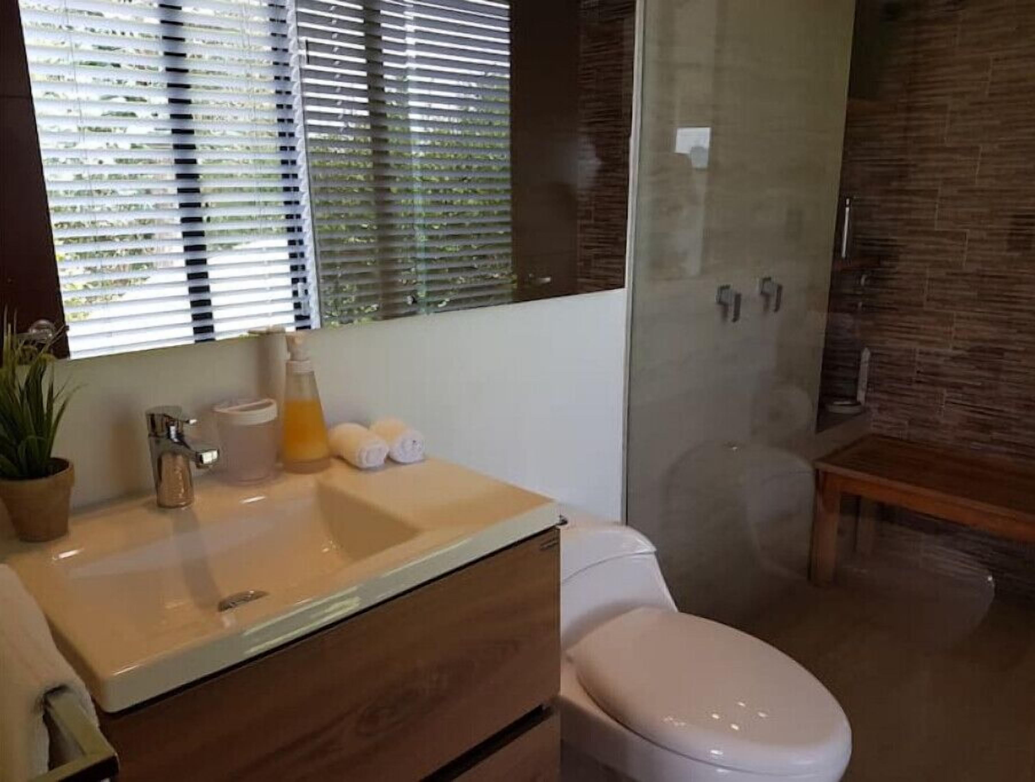 Cozy house for 4 with stunning scenery