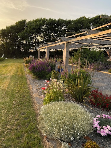 Farmhouse Boutique Ballyheigue Guest House Group