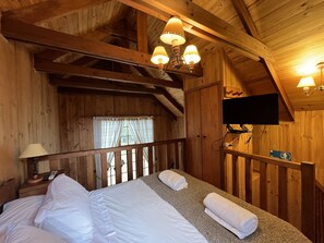 Cabane Supérieure | Décoration personnalisée, ameublement personnalisé