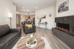 Living area - Cozy Summer Getaway | Luxury Condo in Downtown (Winter Park)