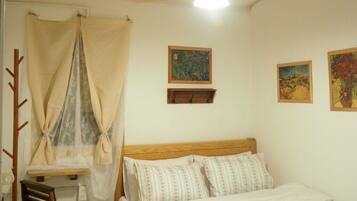 3 bedrooms, WiFi, bed sheets