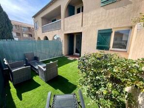 Terrace/patio - Studio Moana Avec Parking et Jardin (La Londe-les-Maures)