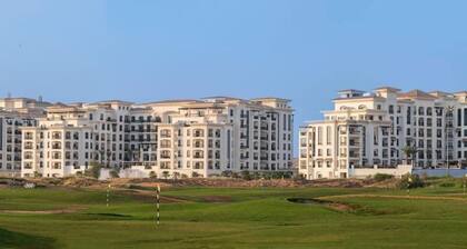 The Yas Amazon House: Unique & Stylish 1BR