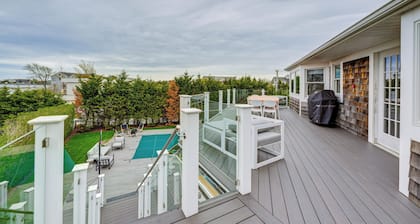 Stunning Westhampton Beach Home w/ Private Pool