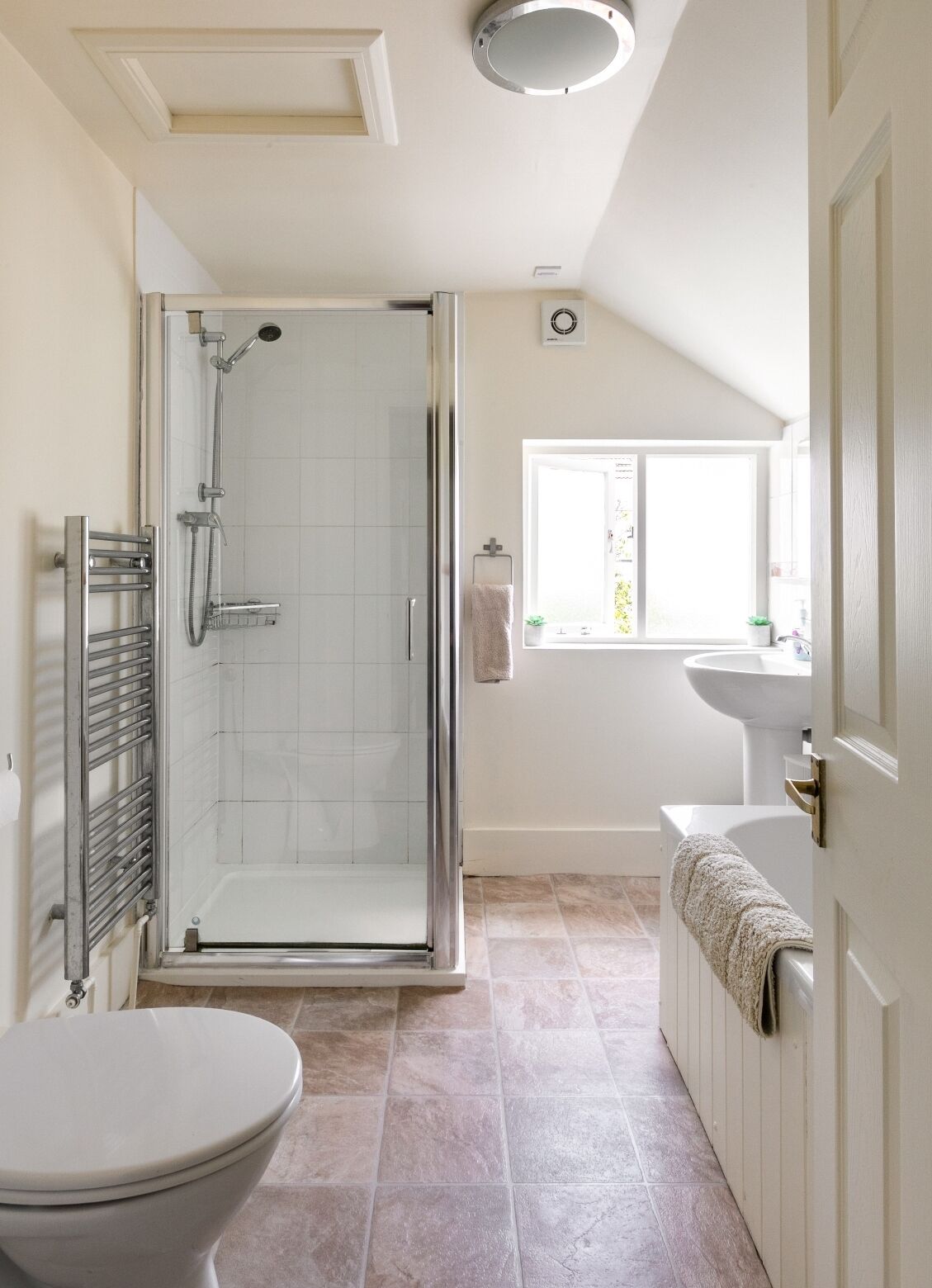 Stunning 2-bed Cottage in Deal