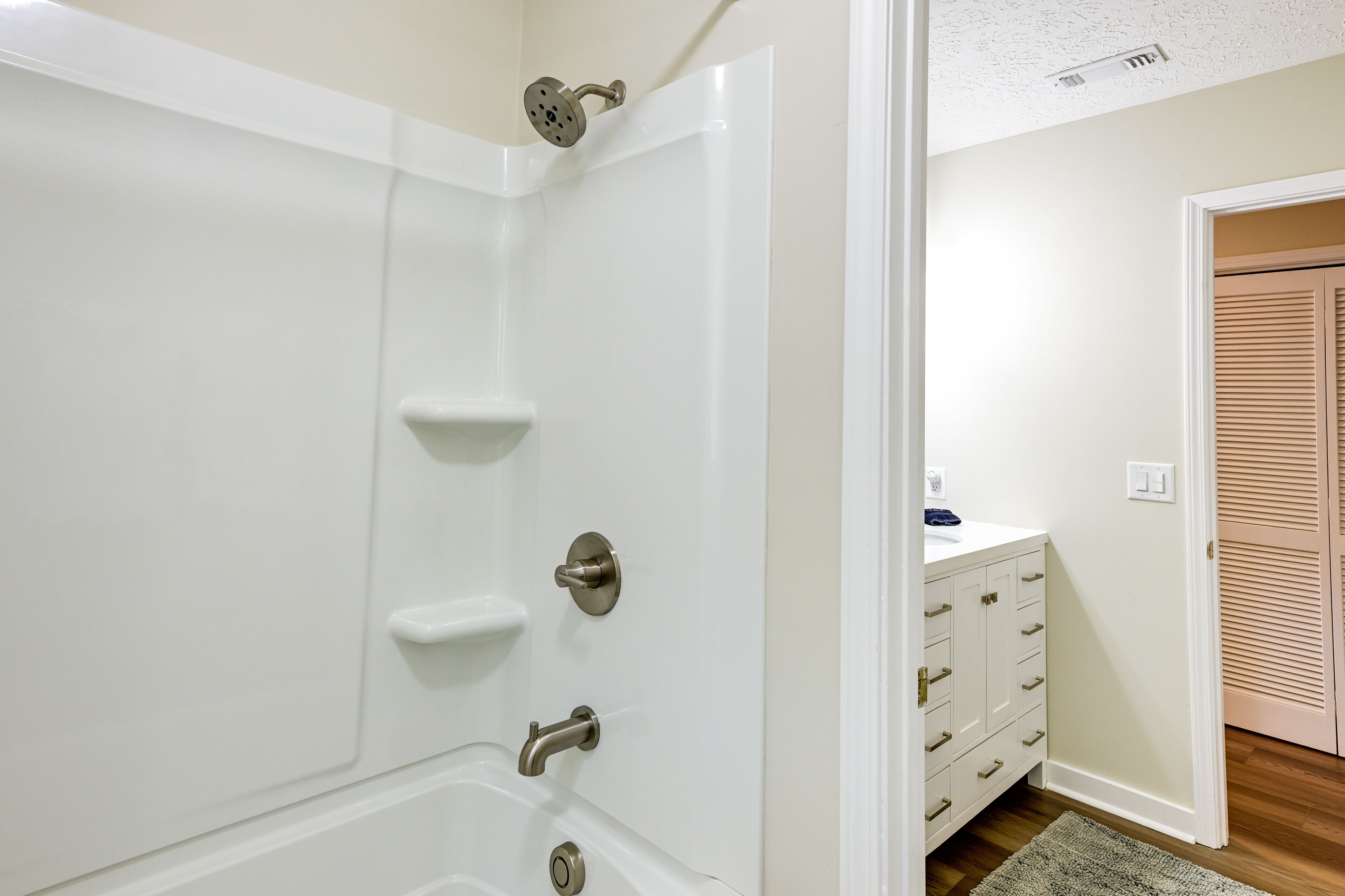 Pet-Friendly Condo on Sky Valley Golf Course!