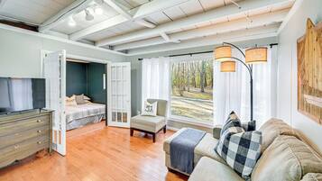 4 chambres, bureau, accès à Internet, literie fournie