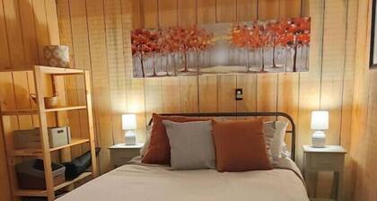 Barndominium - Walk to Waterfalls - Pet Friendly - Blue Ridge Mountains