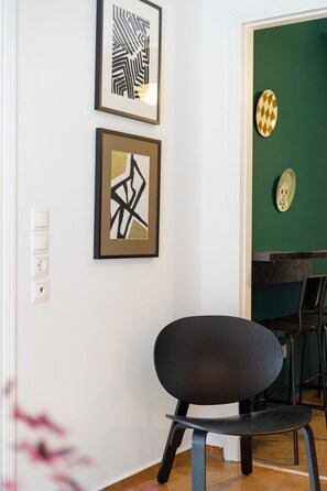 Interior - Spacious High-Ceiling 2-Bedroom by Acropolis Museum (Athens)