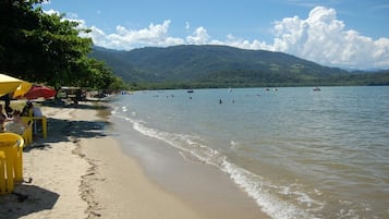 Vista a la playa o el mar