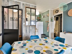 Dining - Nid douillet Le Grand Large 2 – Appartement 204 (Saint-Hilaire-de-Riez)