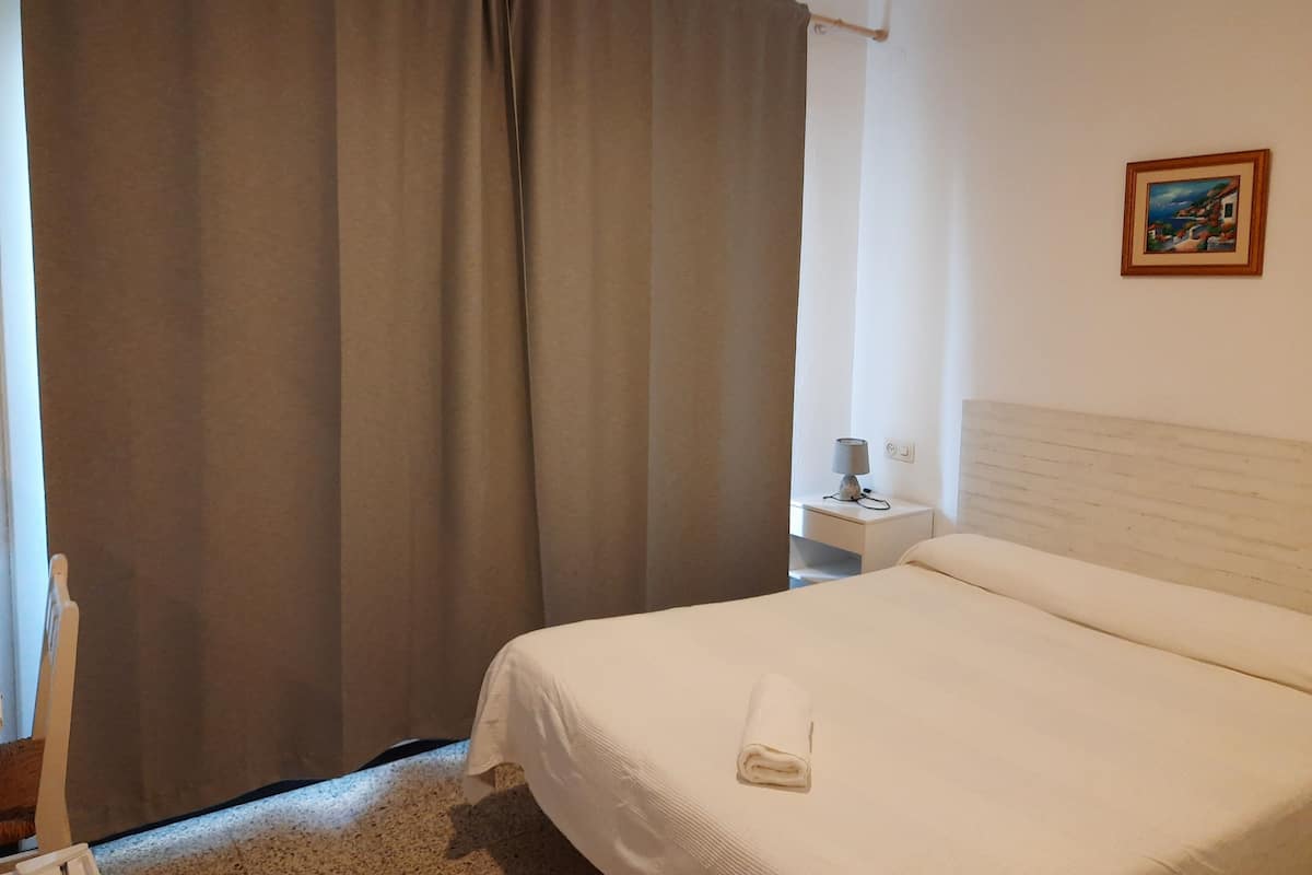 Standard Double Room, 1 Queen Bed | Free WiFi, bed sheets