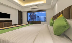 Standard Double or Twin Room | In-room safe, desk, iron/ironing board - Treebo Pink City Grand (Jaipur)