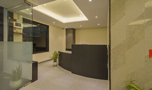 Lobby - Treebo Pink City Grand (Jaipur)