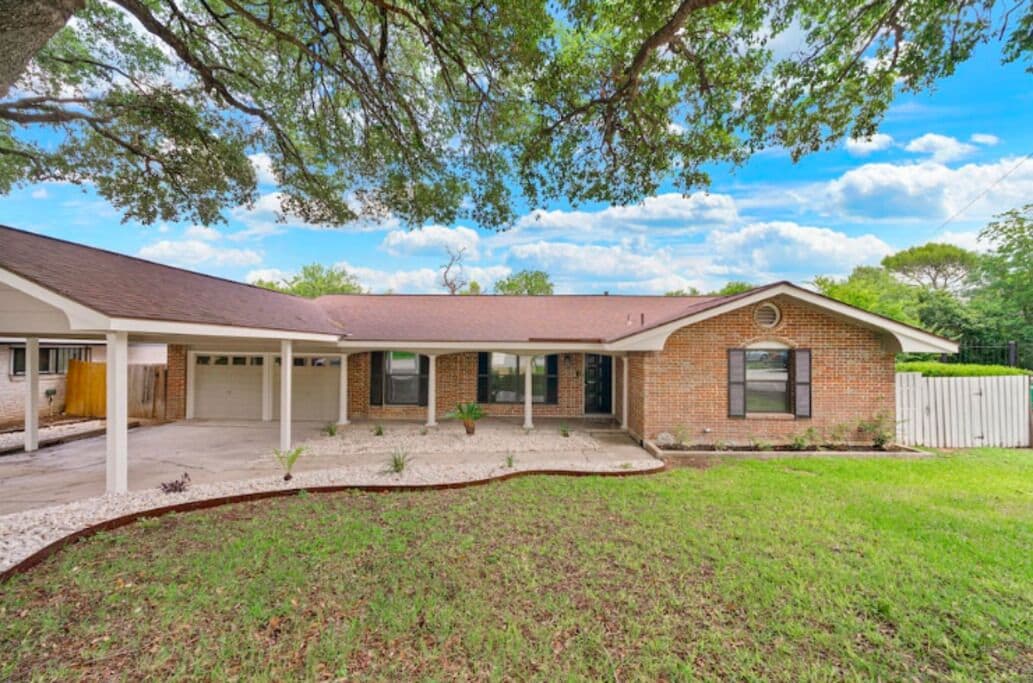 Newly remodeled spacious home in great location