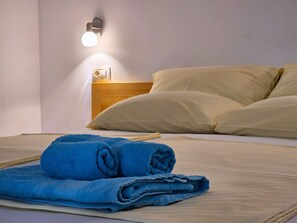 1 Schlafzimmer, Bügeleisen/Bügelbrett, kostenloses WLAN, Bettwäsche