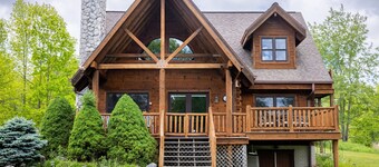 Log Cabin near Snowshoe | Hot Tub + Mtn Views | 5 Wooded Acres